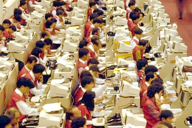 molis-dite-aftes-tis-13-fotografies-de-tha-gkriniaxete-pote-xana-gia-ti-doulia-sas-13