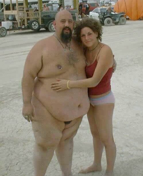 asximoi-antres-oraies-gunaikes